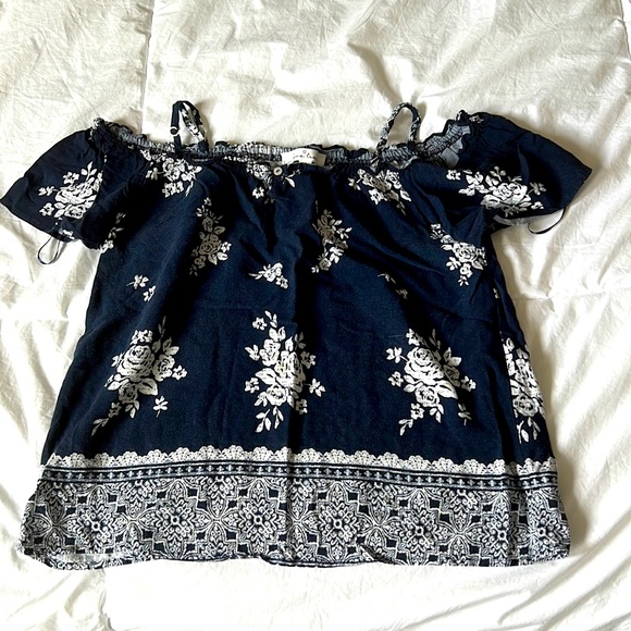 Love tree Women top, Navy blue - Picture 1 of 1